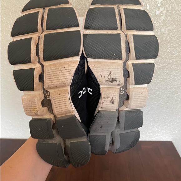 On Running - Picture 8 of 8